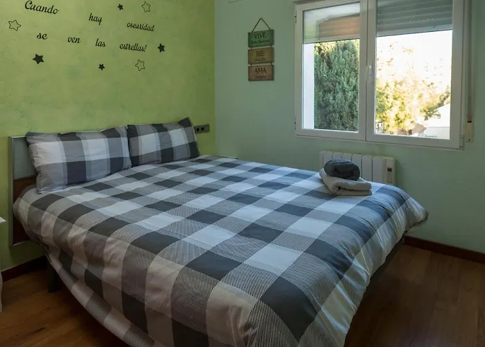 El Pilar 4 Apartment *